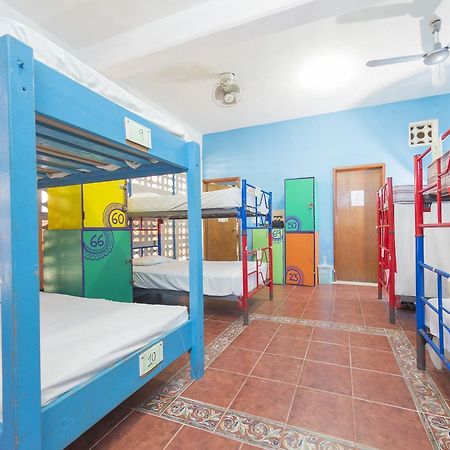 Hostel Playa Playa del Carmen Bagian luar foto